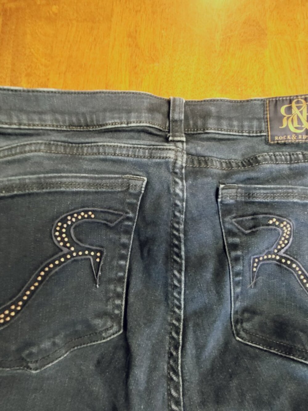 Rock & Republic ~ Sz 12 ~ “Kasandra” ~ R Logo ~ Very Good Condition